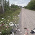 Bronca entre vecinos: "tiran basura donde van a jugar mi hijo" 2