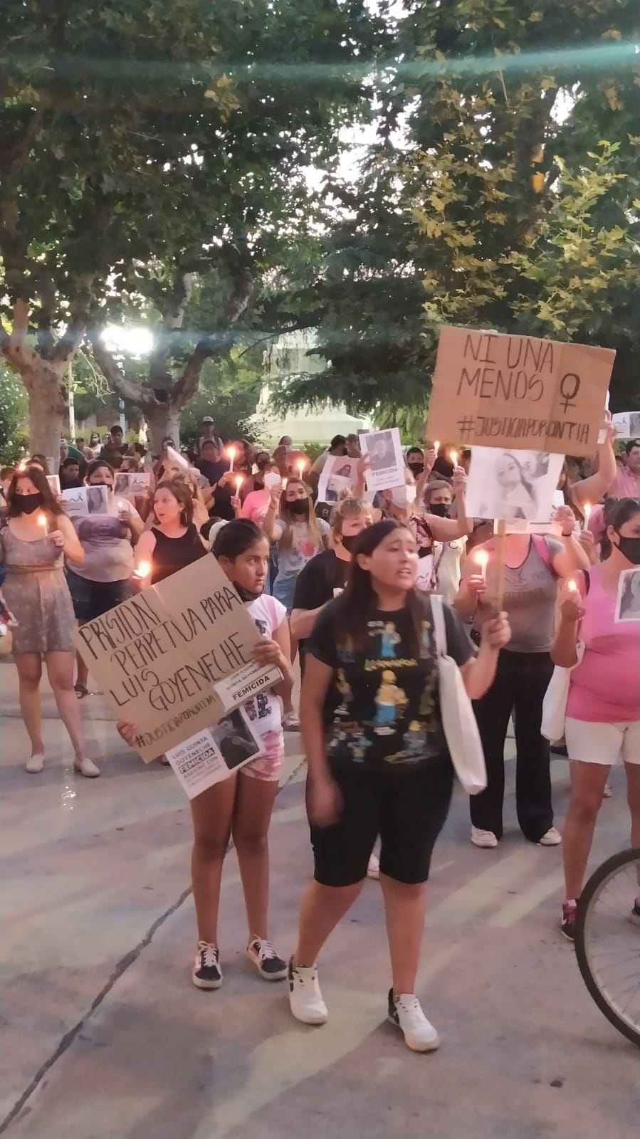 Cientos de vecinos marcharon para exigir justicia por Cintia 1 Cientos de vecinos marcharon para exigir justicia por cintia