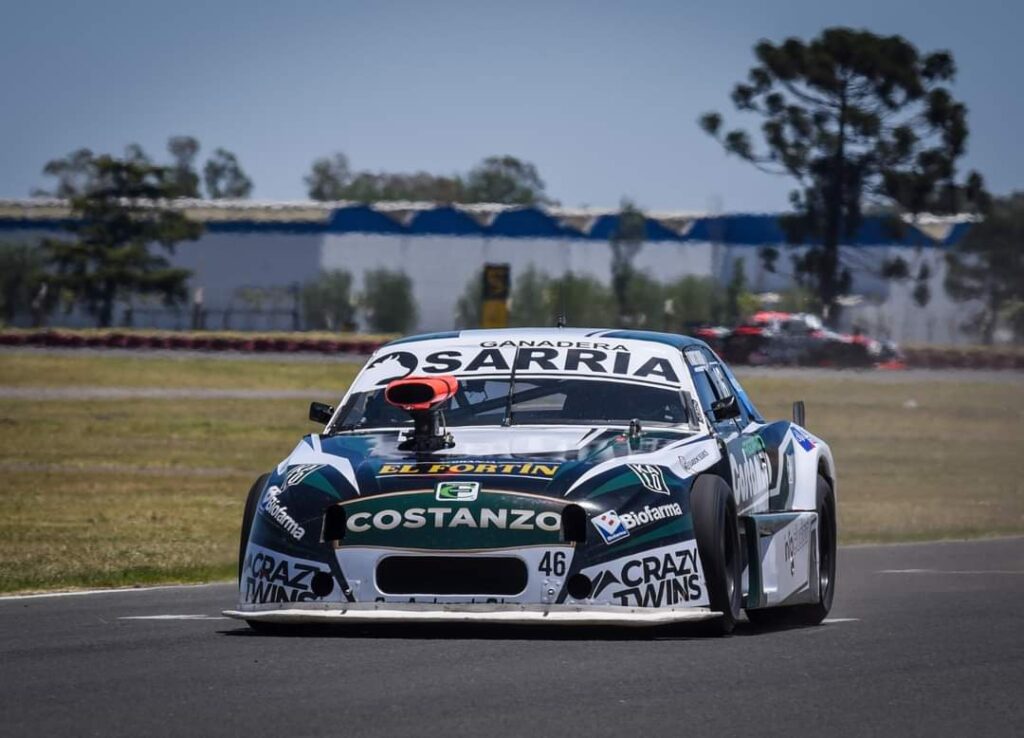 Autos: Costanzo debutó en una histórica categoría con doble podio 2 Autos: costanzo debutó en una histórica categoría con doble podio 1