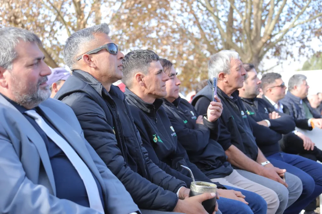 Massa en giles: "acá se ve plasmado el sueño de la argentina desarrollada que queremos todos"