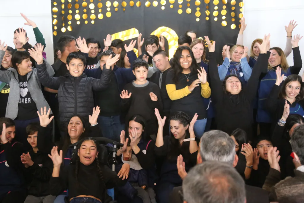 La Escuela Helen Keller celebró su 50º aniversario 2 La escuela helen keller celebró su 50º aniversario 1