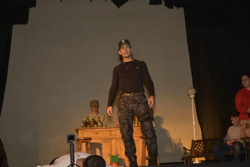 Infierno grande: la obra de teatro que presentaron los alumnos del colegio sagrada familia 1