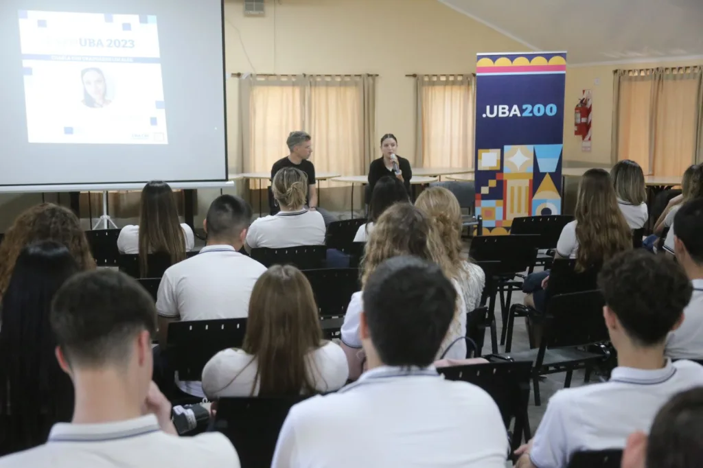 Expo uba en giles: se realizó una jornada informativa para los jóvenes de nuestra ciudad