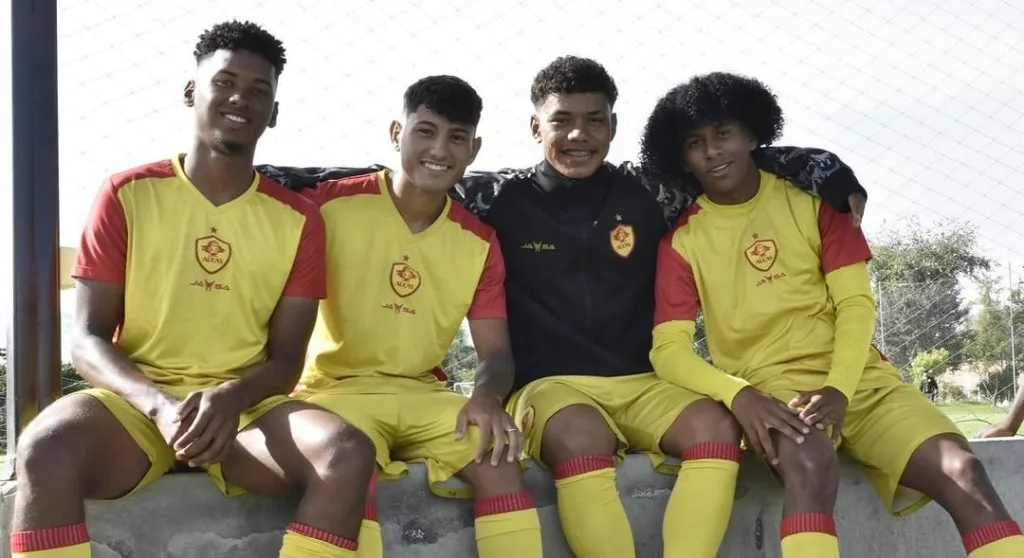 Lautaro argañaraz se prepara para jugar en la copa libertadores sub 20