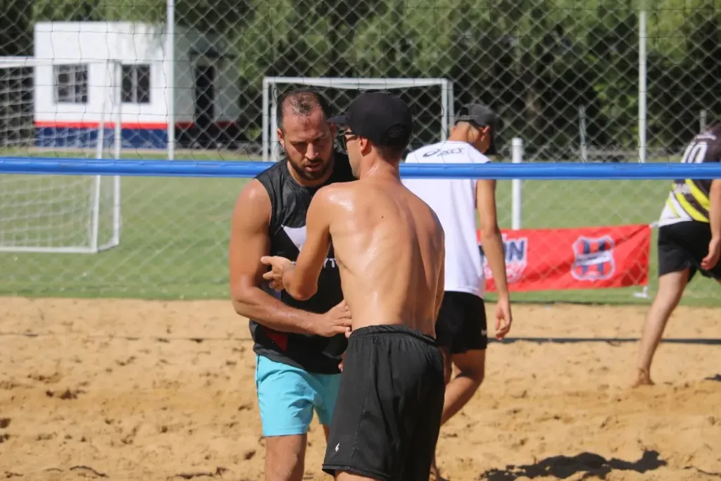 Beach volley: el tour buenos aires jugó en giles 