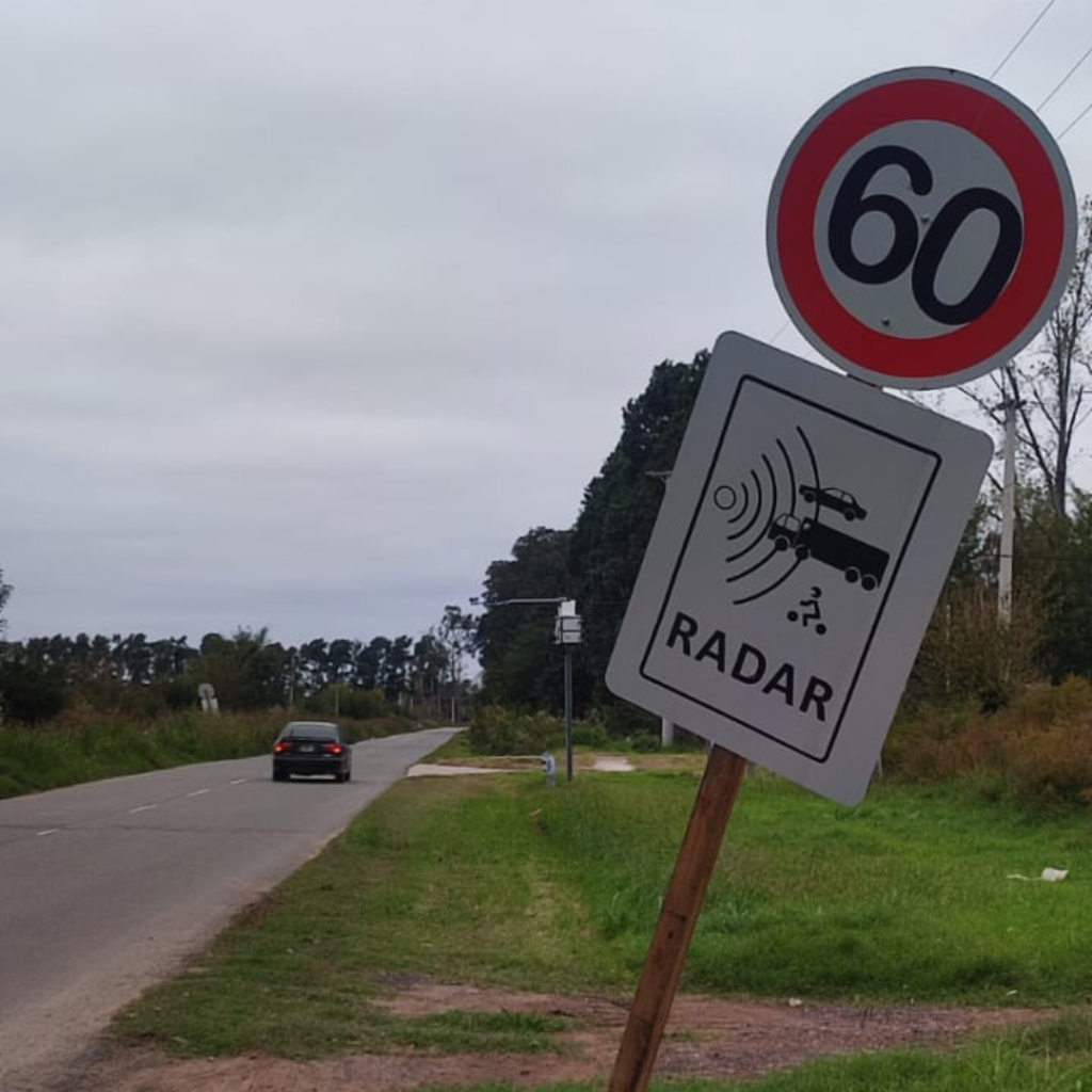 Colocan nuevo radar de velocidad en la Avenida Scully 1 Colocan nuevo radar de velocidad en la avenida scully