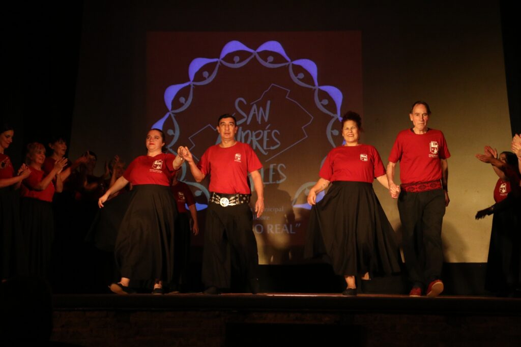 "país adentro": un viaje cultural a través del folklore