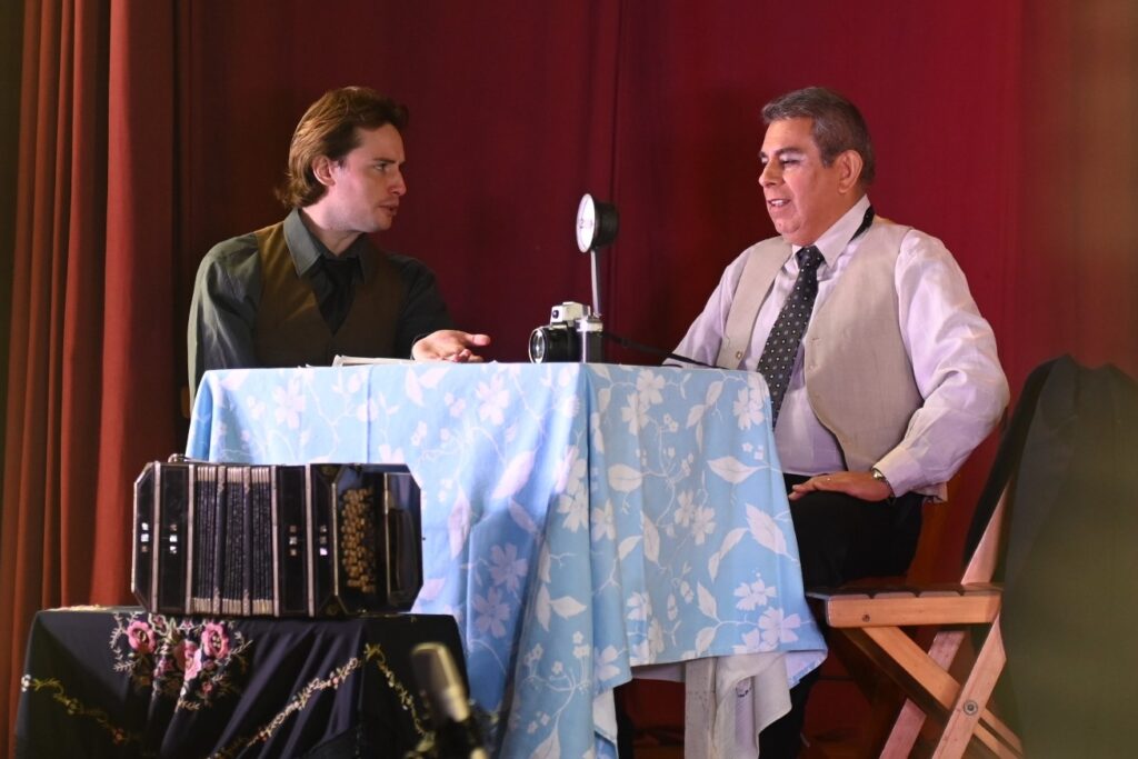 Graciela león lo hizo de nuevo: presentó su obra a sala llena 1