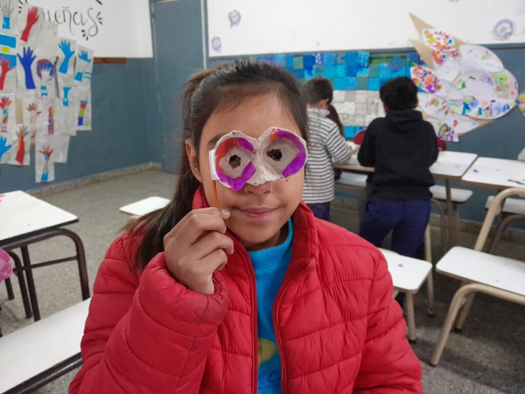 Centro educativo complementario en búsqueda de un nombre propio