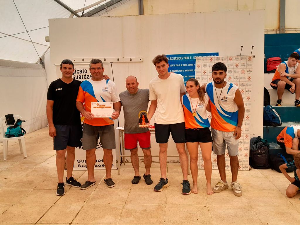 Giles fue sede de un torneo de guardavidas 2 Giles fue sede de un torneo de guardavidas 1