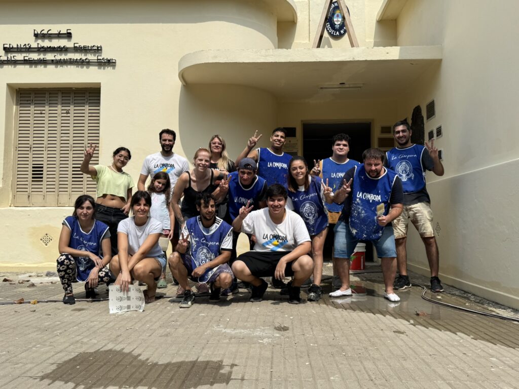 Vecinos solidarios en la escuela de Villa Espil 1 Vecinos solidarios en la escuela de villa espil