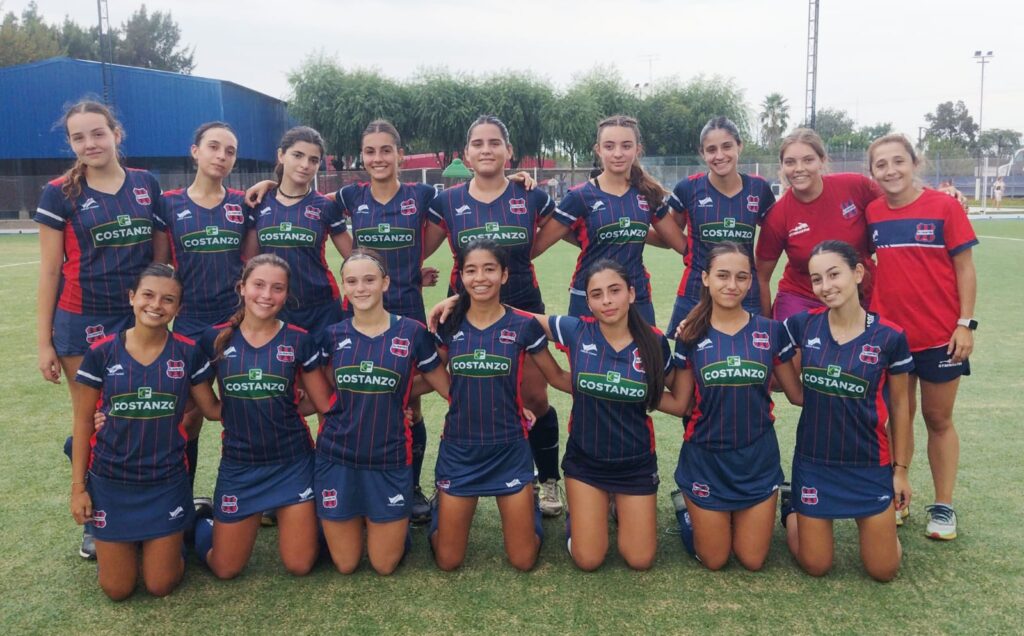 Hockey: frontón sigue a paso firme en el metropolitano  1