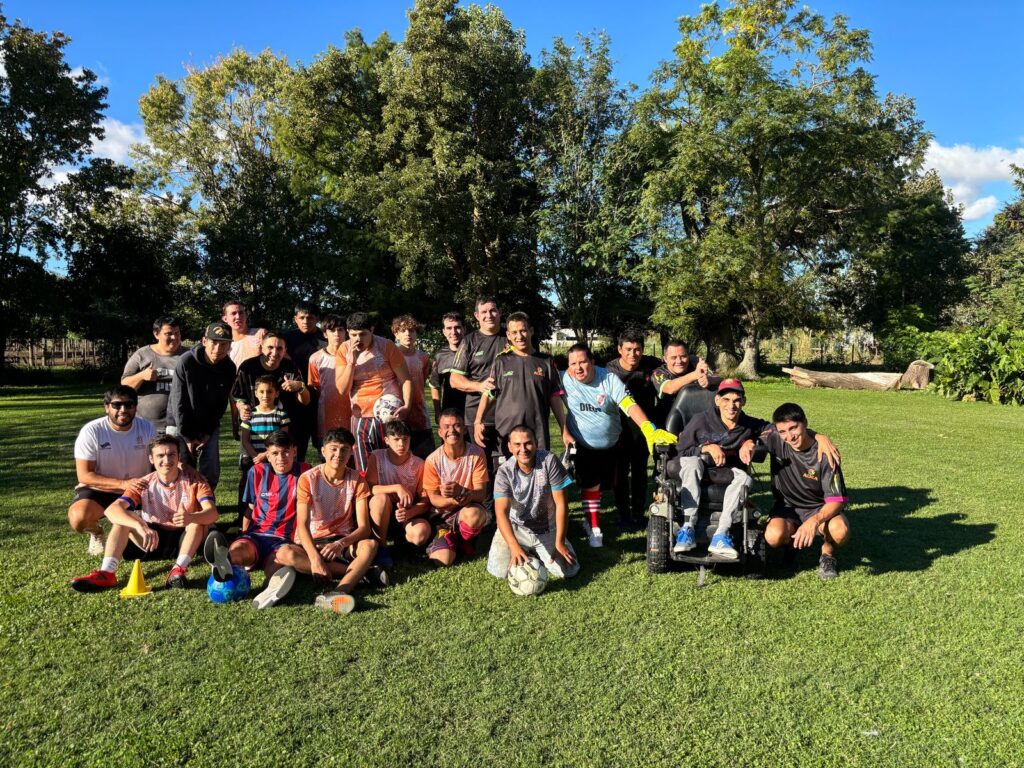 Fútbol inclusivo en giles: se jugó un nuevo amistoso