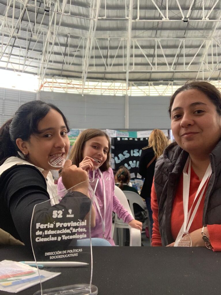 El periódico "El Nuevo Amanecer" de la EP N°8 de Solís se destacó en la Feria de Educación, Arte, Ciencias y Tecnología 2 El periódico "el nuevo amanecer" de la ep n°8 de solís se destacó en la feria de educación, arte, ciencias y tecnología 1