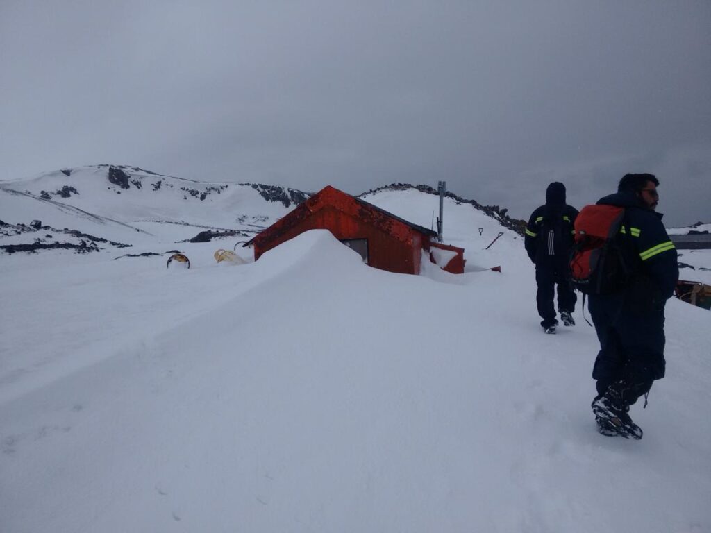 Mariano valli: "la antártida no permite el negacionismo, el retroceso glaciar es evidente" 2