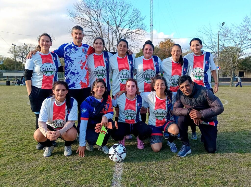 El club apolo inauguró su nueva cancha de fútbol 1