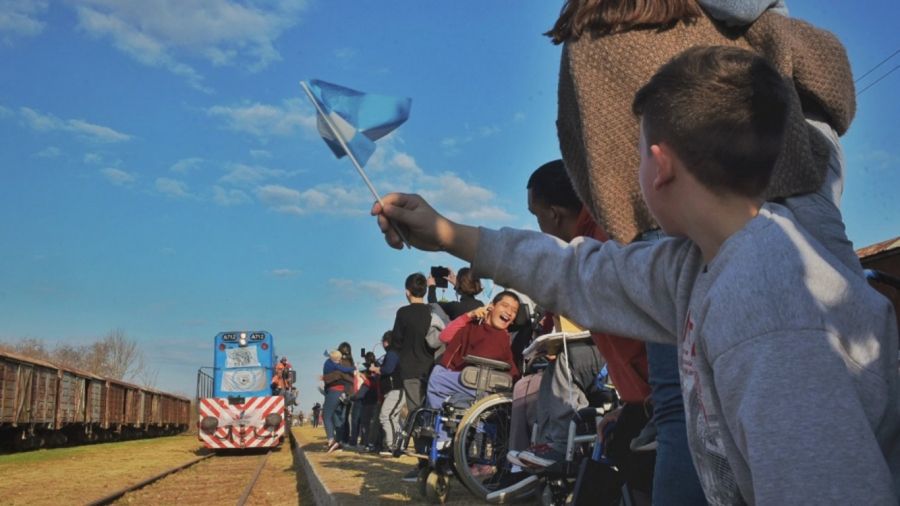 El tren volvió a cortínez y despierta la esperanza