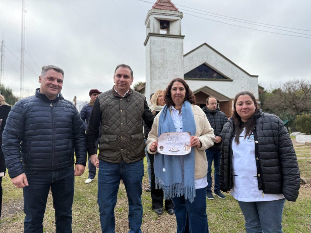 Solís celebró su fundación 4